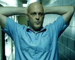 In order to be fit in the character of Bradley Thomas in the film 
